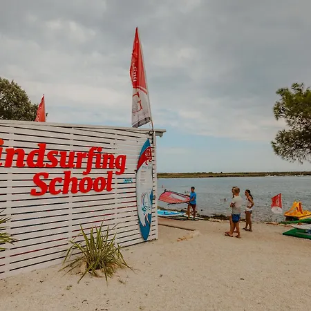 Del Mar Emotion Appart hôtel Ližnjan