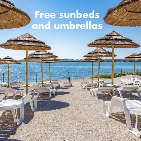 Del Mar Emotion 아파트호텔 Ližnjan