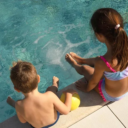 Del Mar Emotion Apartahotel 4*