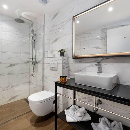 Del Mar Emotion Apartahotel 4*